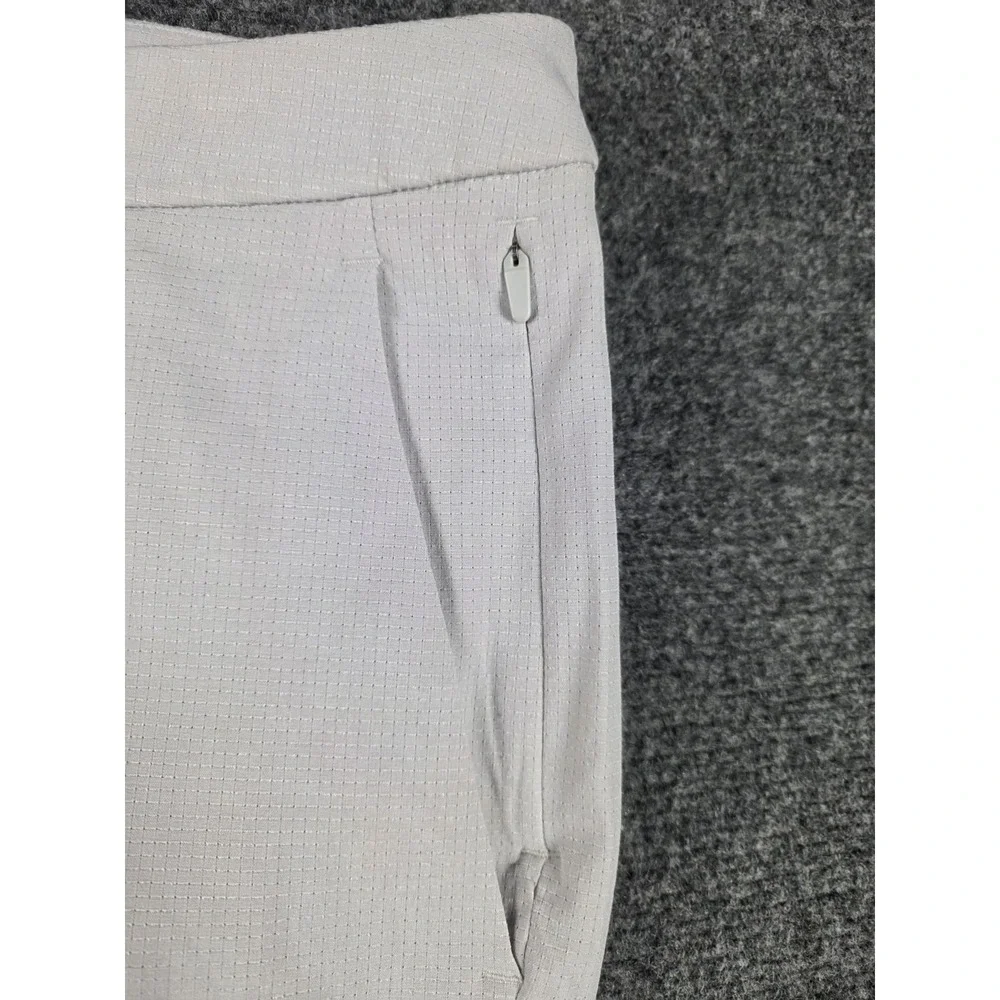 Lululemon Commission 9